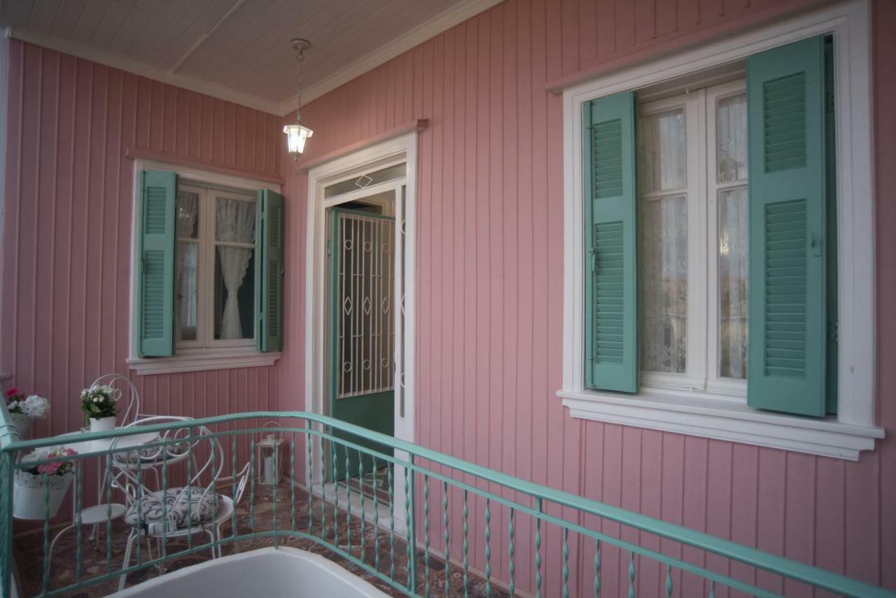 LefkádaLa Casa Rosaアパートメント エクステリア 写真