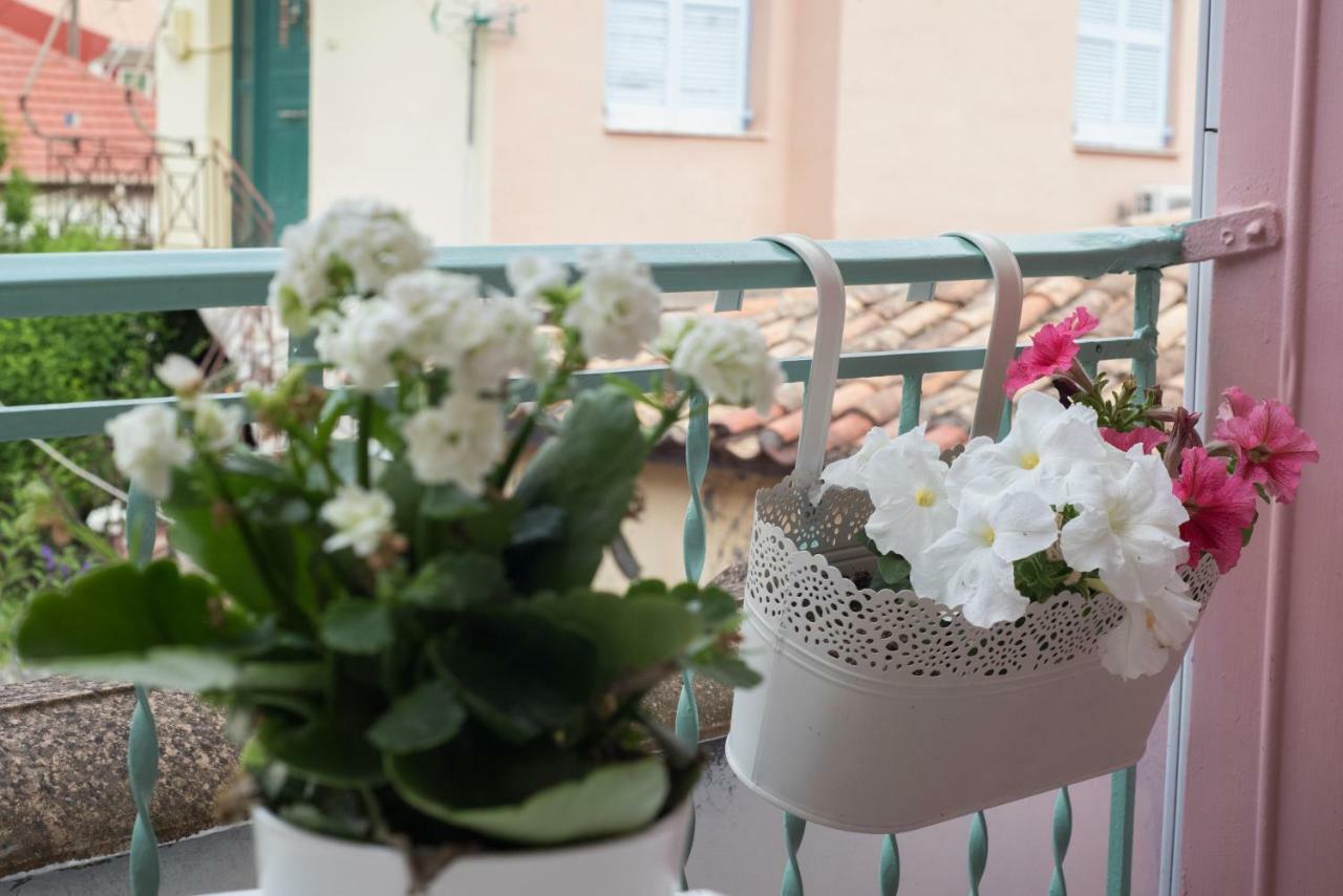 LefkádaLa Casa Rosaアパートメント エクステリア 写真